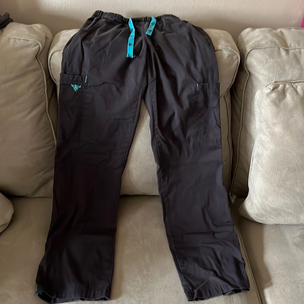 Med Couture gray cargo scrub pants